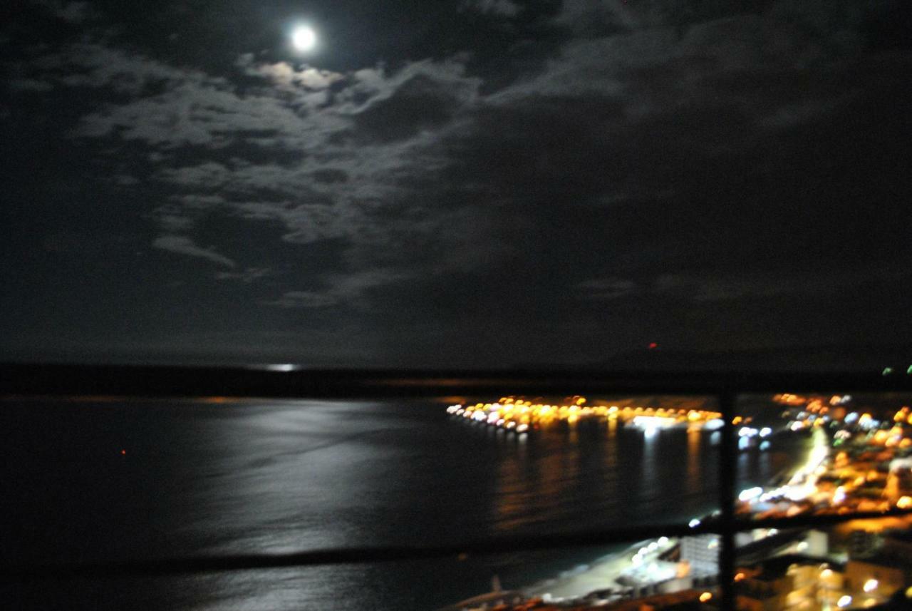 Edificio Panoramico - Falesia De Sesimbra Buitenkant foto